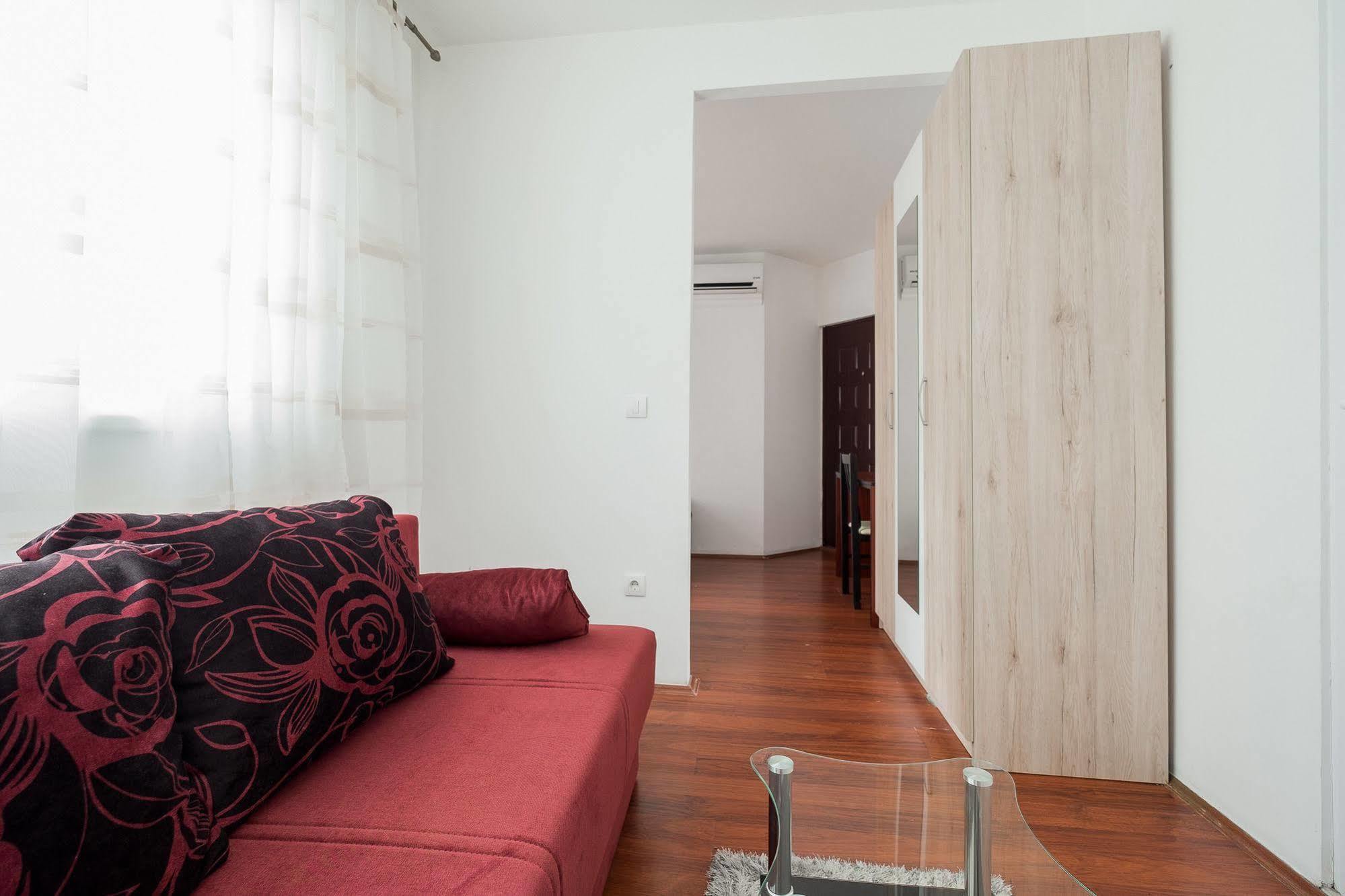 Downtown Apart Hotel Bane Belgrado Exterior foto