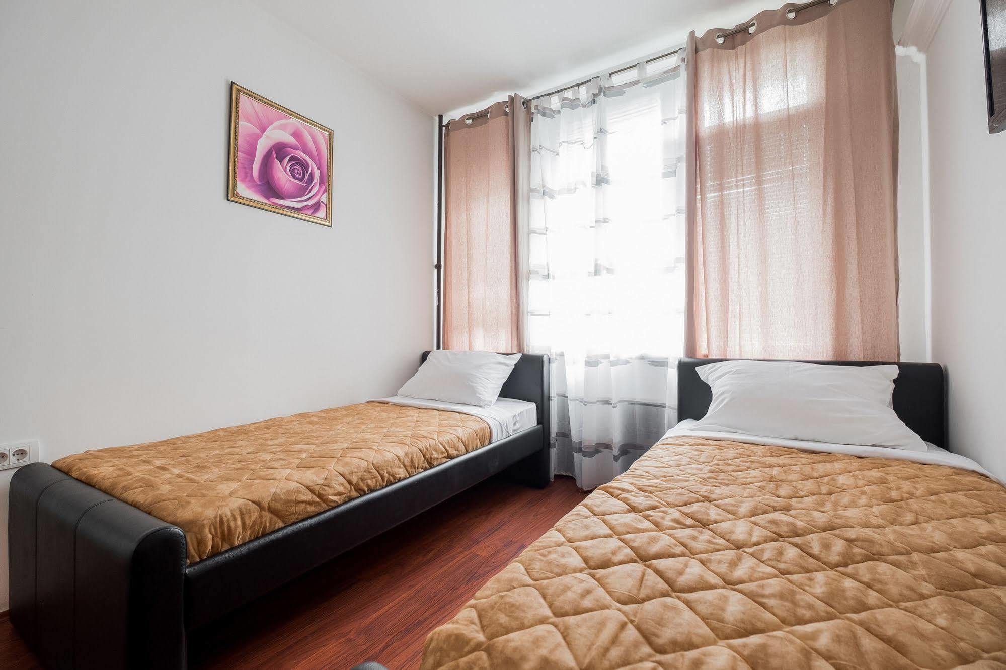 Downtown Apart Hotel Bane Belgrado Exterior foto
